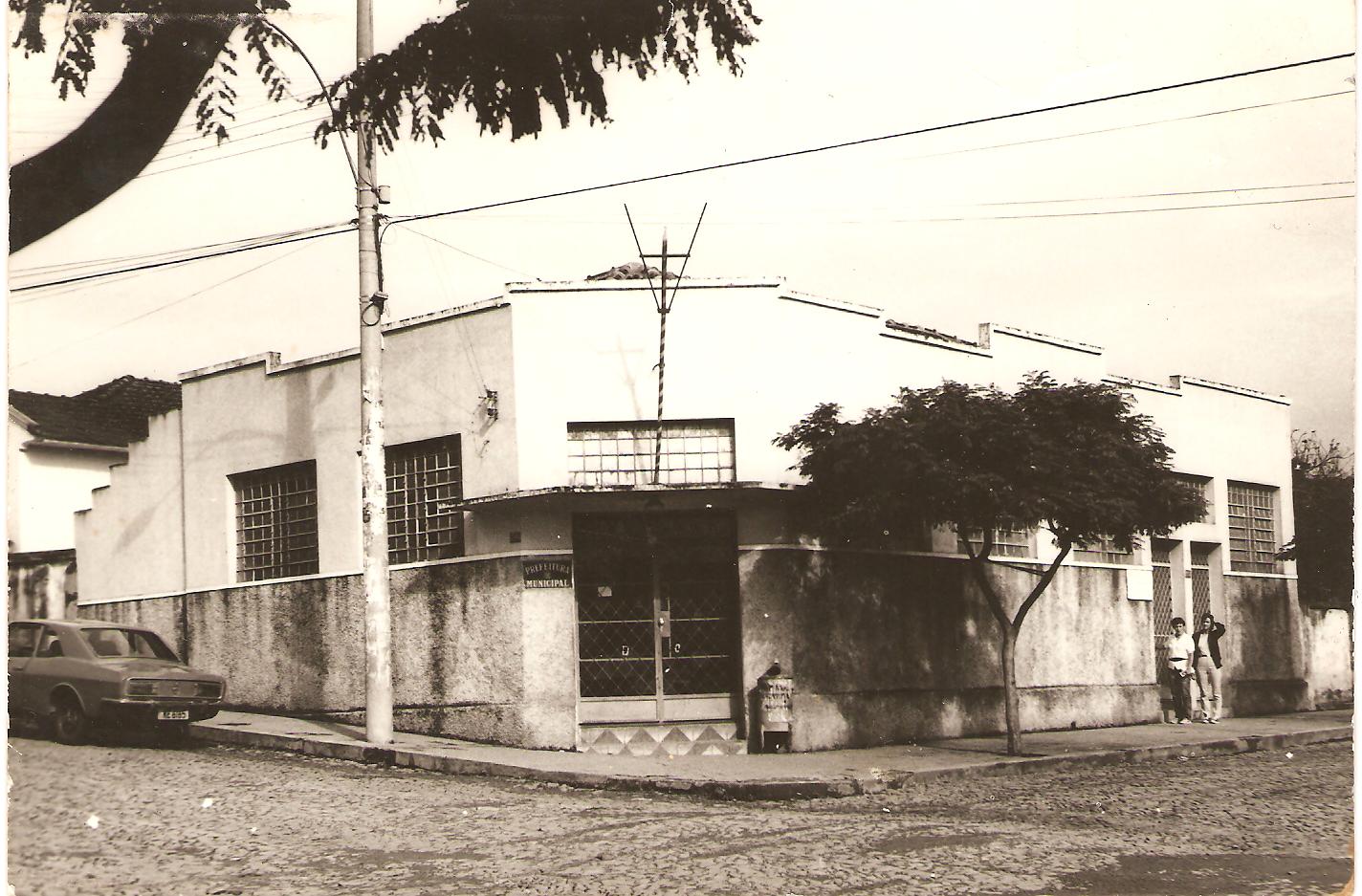 Prefeitura Municipal de Campos Altos - década de 70.jpg