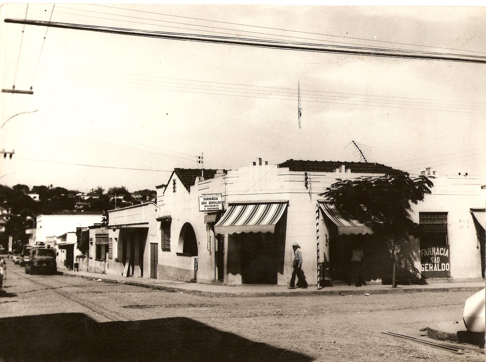 Rua Dr Getulio Portela - Década de 80.jpg