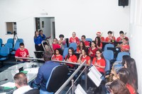 Banda Lira Santo Antônio se apresenta em última sessão ordinária do ano da Câmara Municipal 