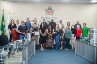Equipe da PM recebe reconhecimento dos vereadores por projeto de ação social