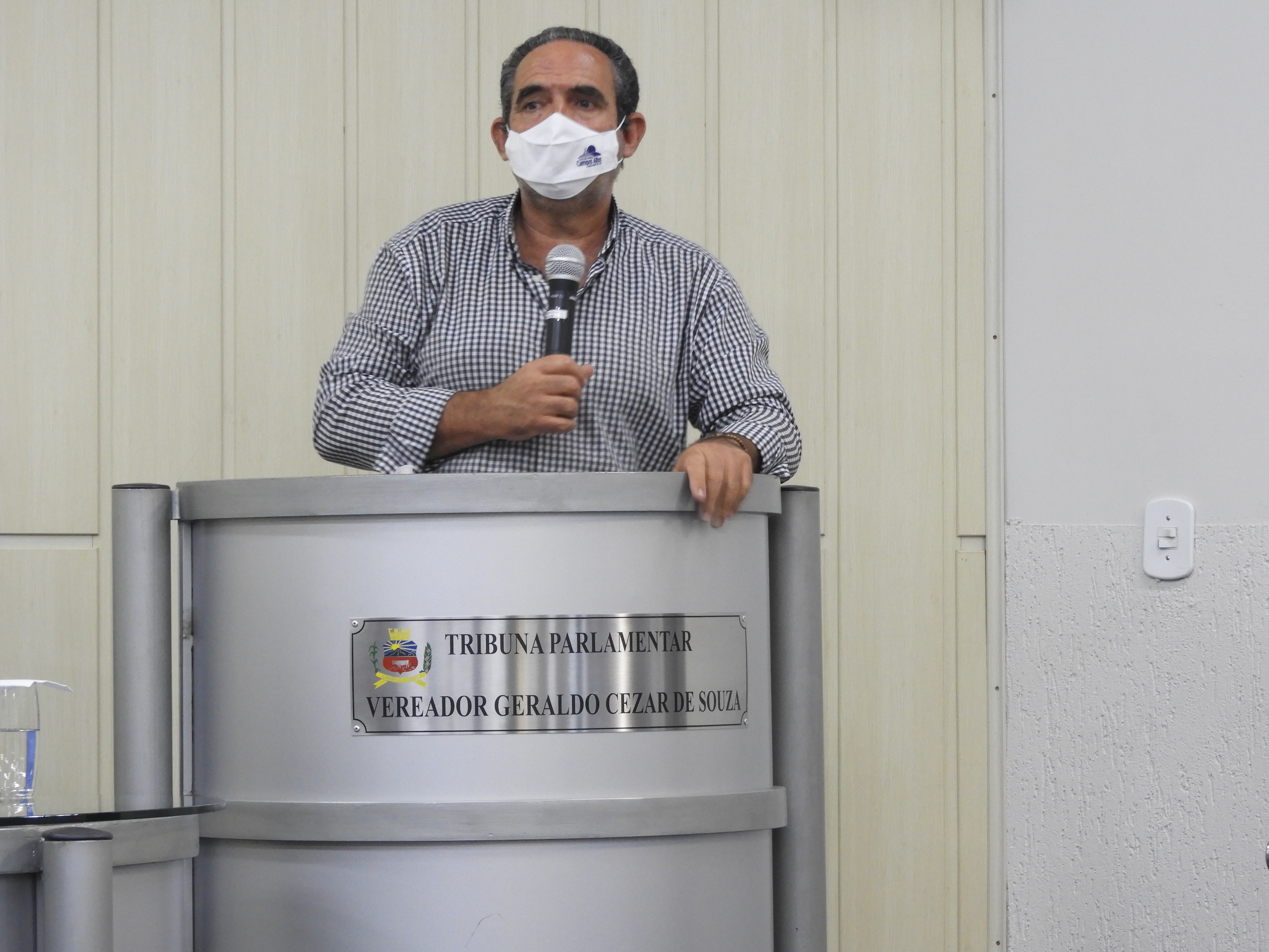 Prefeito Municipal usa tribuna e fala sobre o trabalho desenvolvido no primeiro semestre