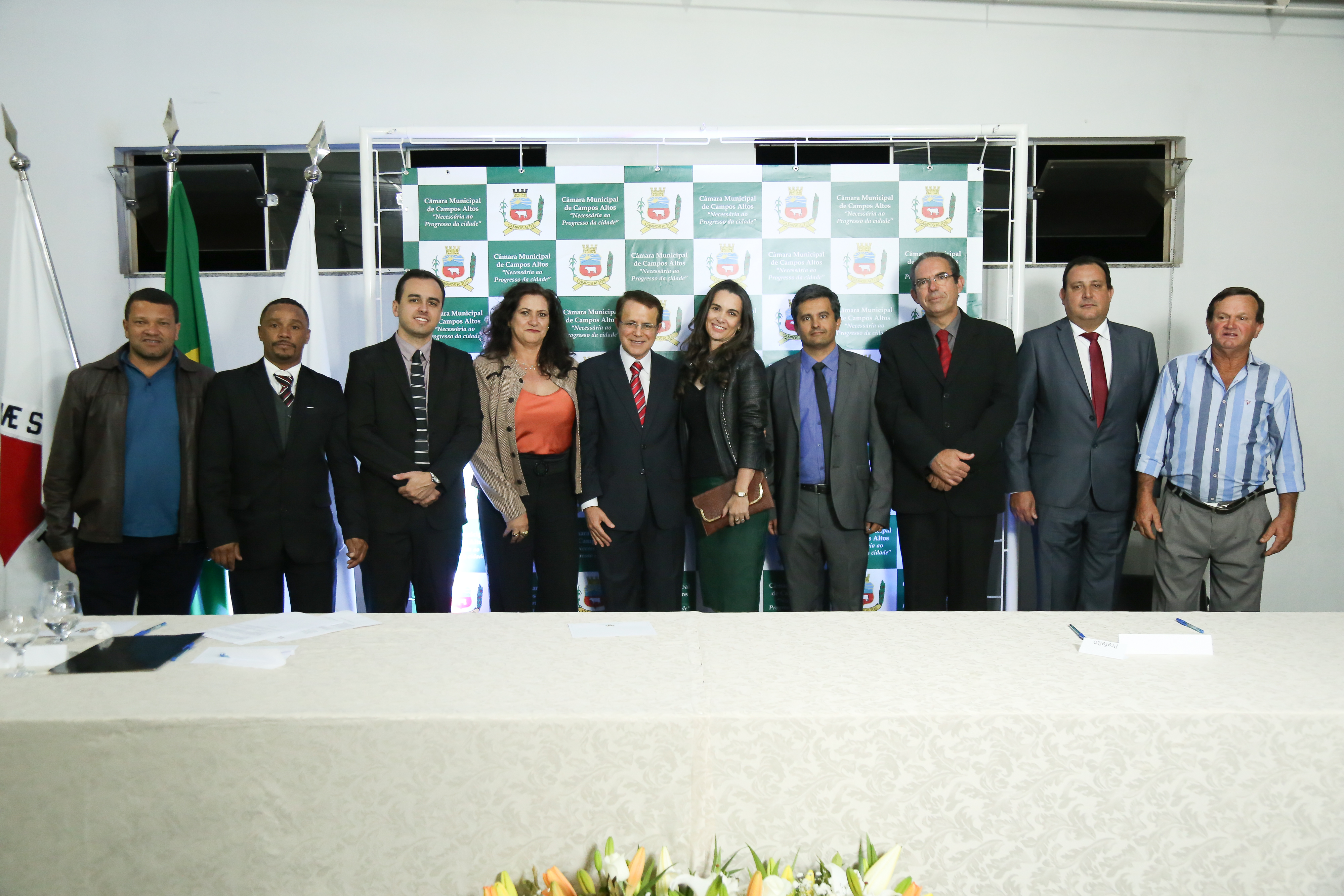 Presidente do TRE-MG recebe homenagem da Câmara Municipal