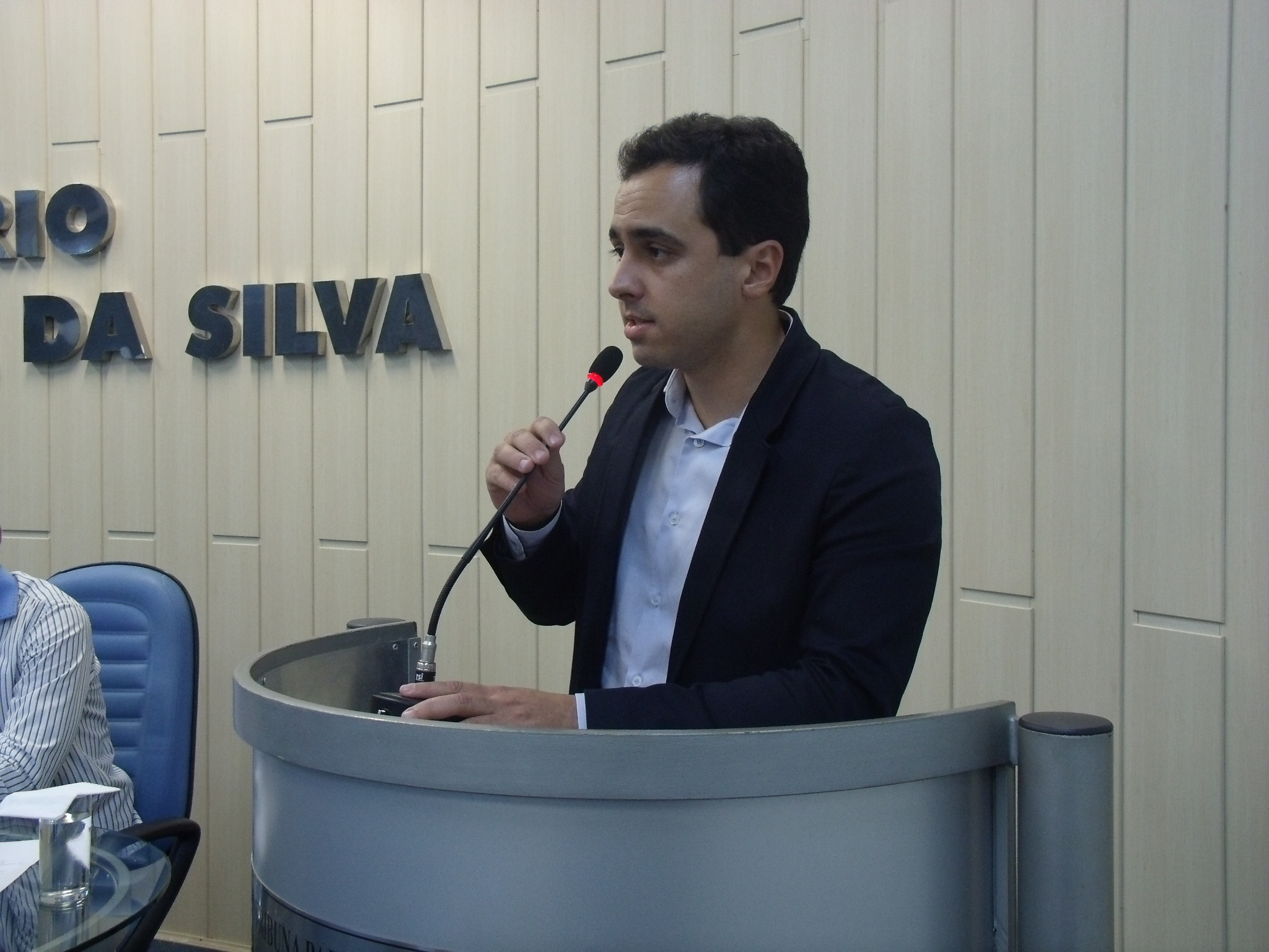 Vereador faz cobrança ao Poder Executivo em favor dos servidores públicos