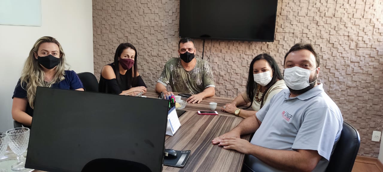 Vereadores vão em busca de informações sobre o Plano de Cargos e Carreiras do município